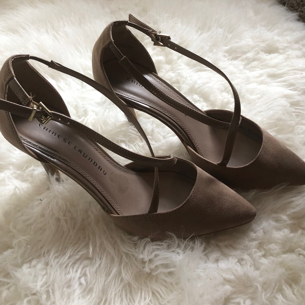 Dark Tan Heels